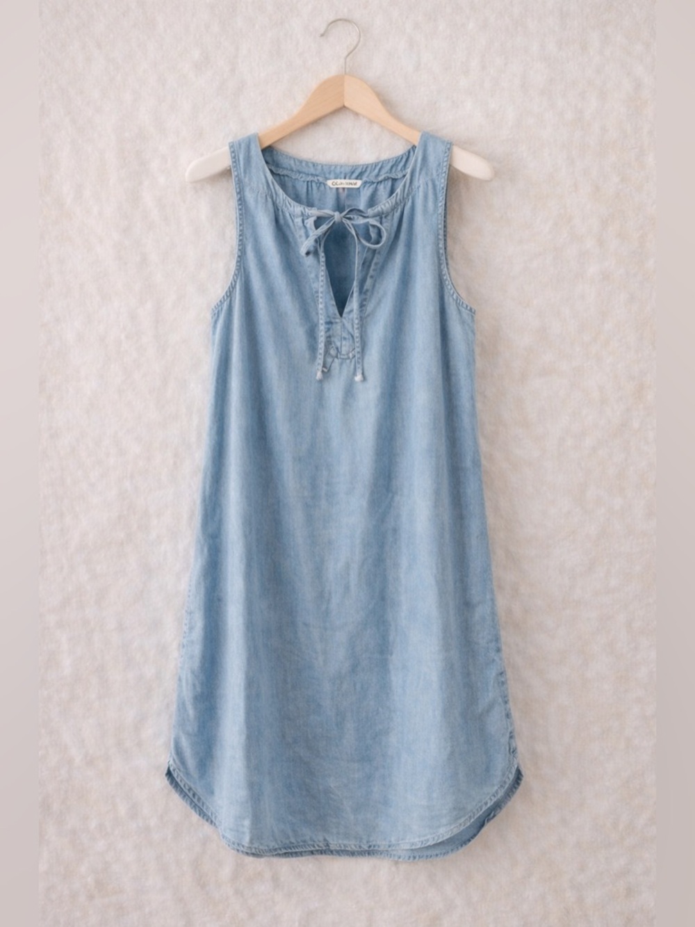 Old Navy Chambray Shift Dress XS Light Wash Tie Neck Casual Summer
